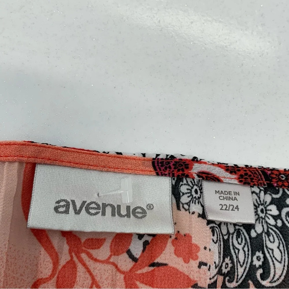 Avenue Blouse Woman 22/24 Floral Colorful Beaded Flare Sleeve Boho Travel Office - Picture 6 of 10